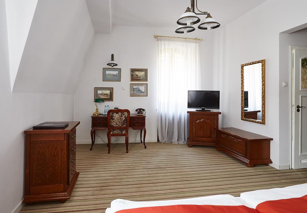 Hotel Palac W Myslecinku Bydgoszcz Dış mekan fotoğraf