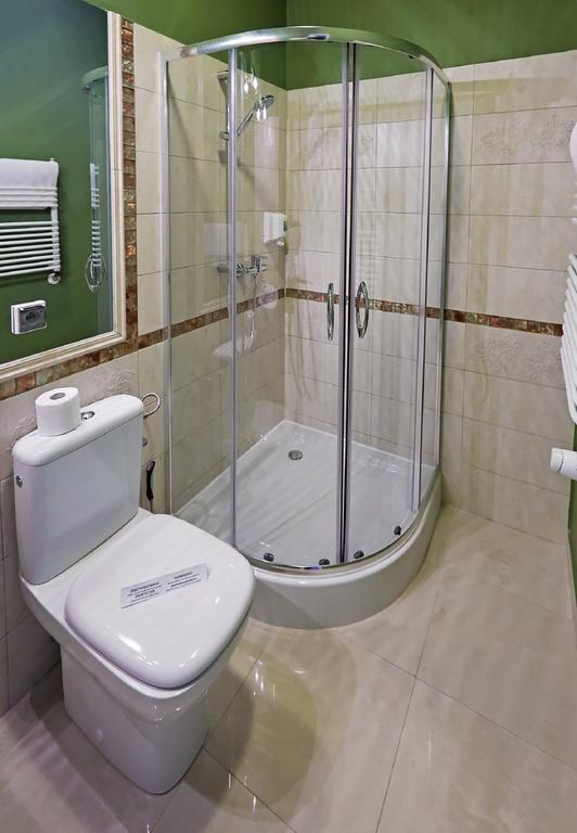 Hotel Palac W Myslecinku Bydgoszcz Oda fotoğraf