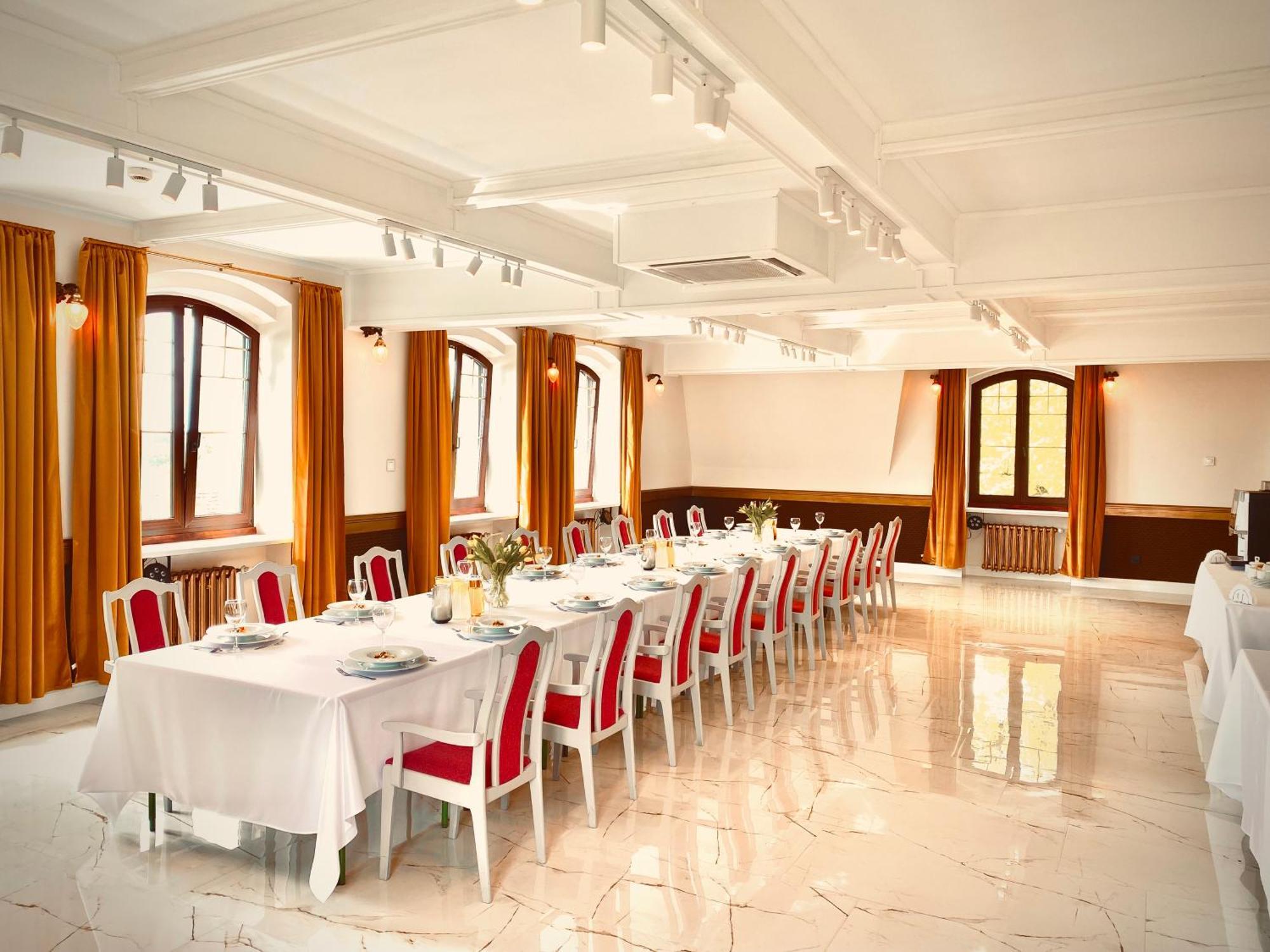 Hotel Palac W Myslecinku Bydgoszcz Dış mekan fotoğraf